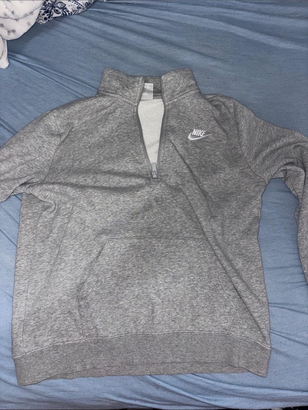 Nike Women’s Heather Gray Half-Zip Sweatshirt